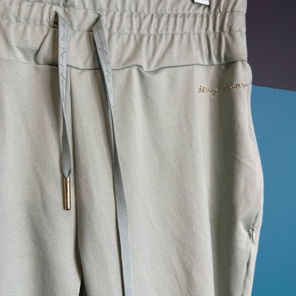 Gymshark Mint Green Leggings collaboration with Whitney Simmons - Picture 3 of 14